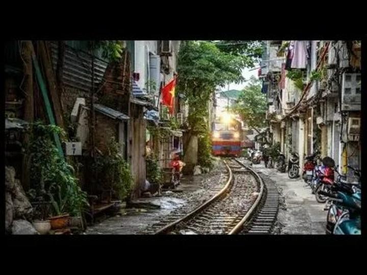 Hotspot Matrix: Biến Chiều cao trên 1,9 m: Lợi thế thành cơ hội marketing đột phá