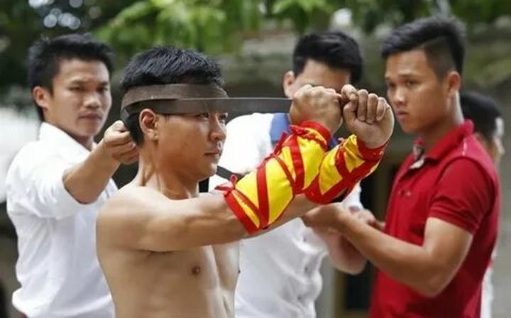 Hotspot Matrix và những chiếc tò he truyền thống Việt Nam